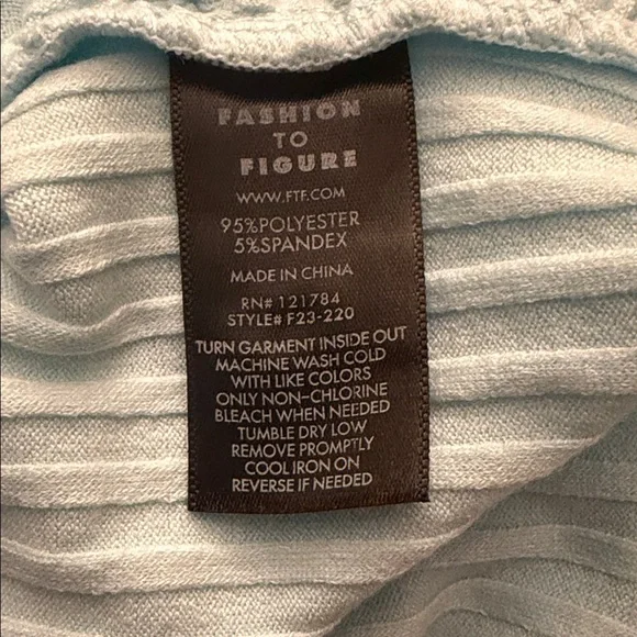 Fashion to Figure Sky Blue Knotted Top - Picture 5 of 5